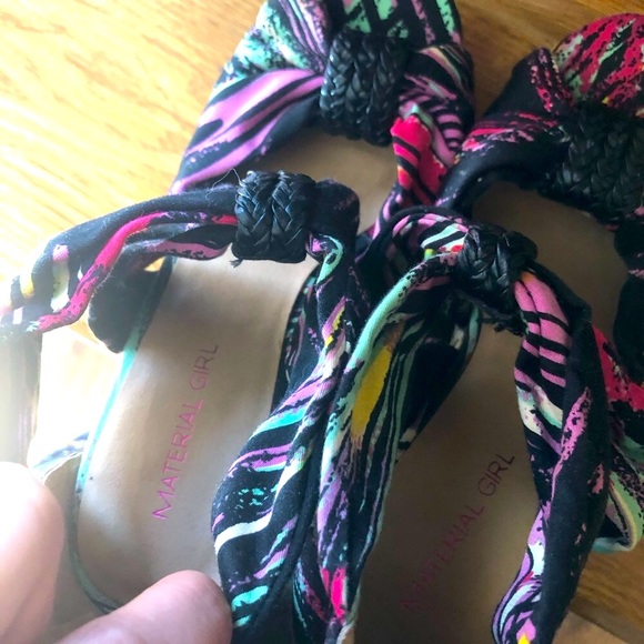 NWT Material Girl Platform Heels Size 6/36 - Picture 6 of 9